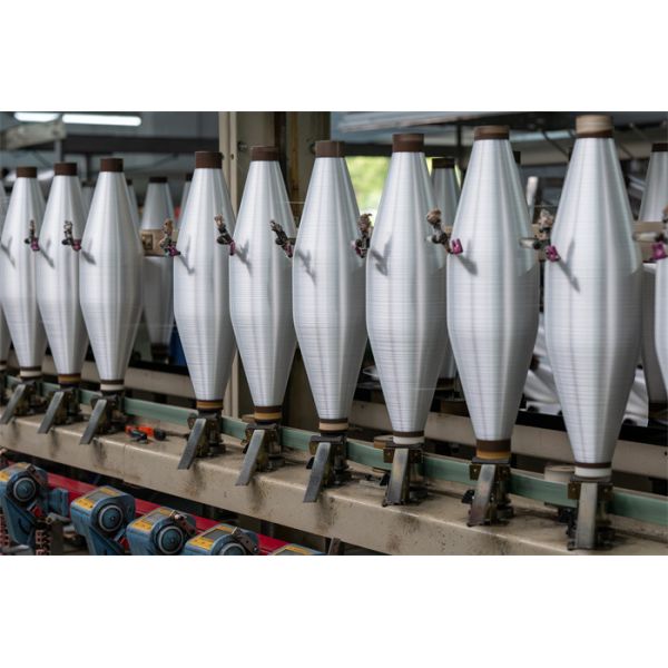 China Factory - Wuxi Yang Guang Thread Factory