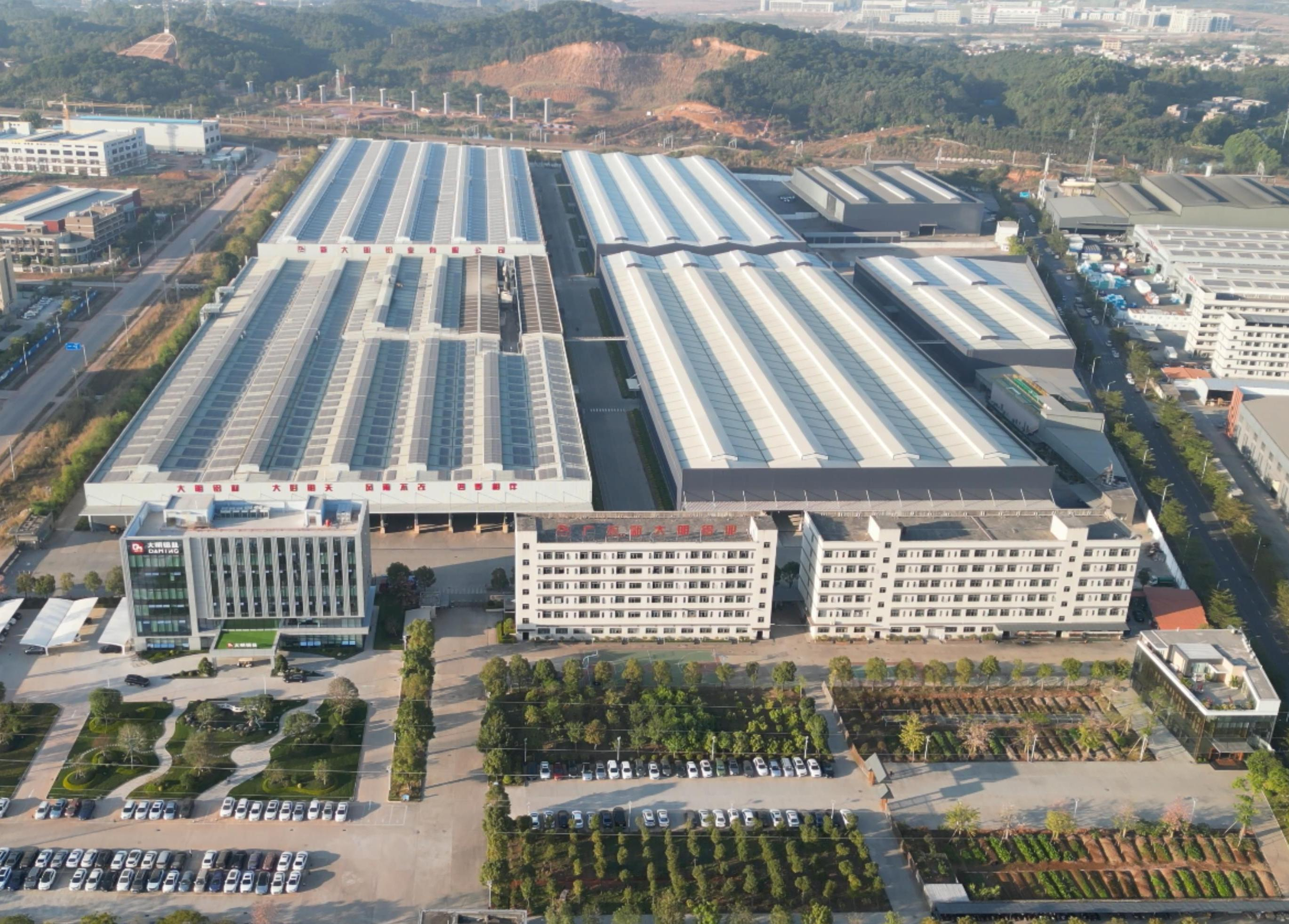 China Factory - Guangdong SuperHuge Doors and Windows Co., Ltd