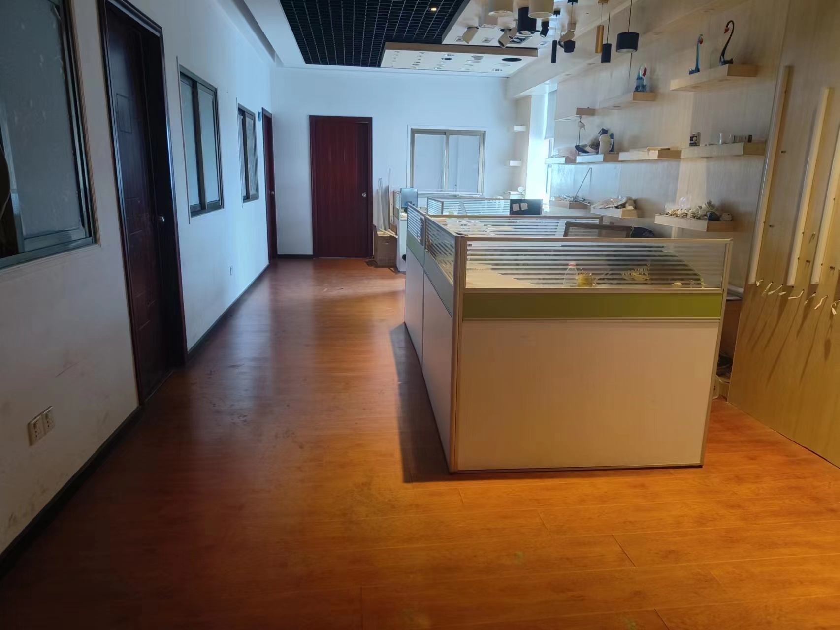 China Factory - Foshan Shunde Yichu Optoelectronics Co., Ltd.