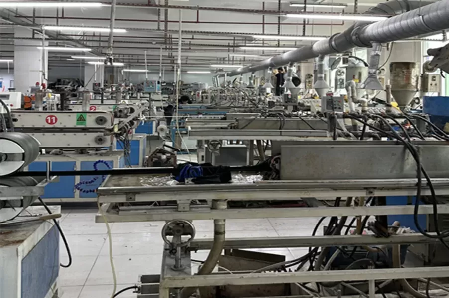 China Factory - Dongguan Jiepeng Plastic Hardware Products Co., Ltd.