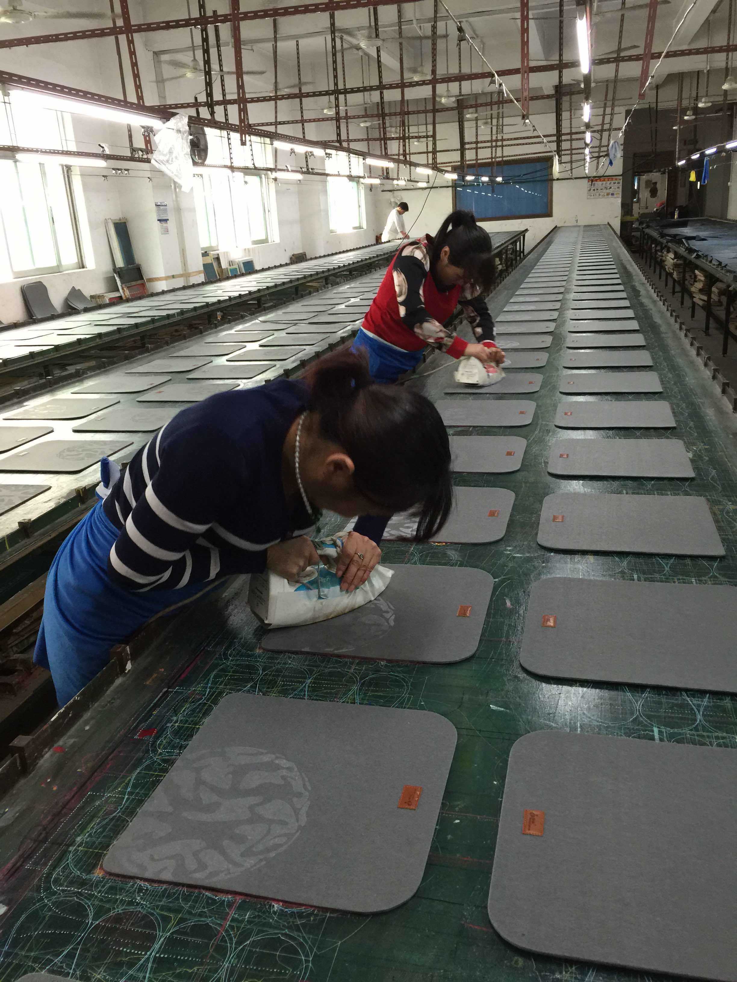 China Factory - Shenzhen Aojin Handbag Co., Ltd.
