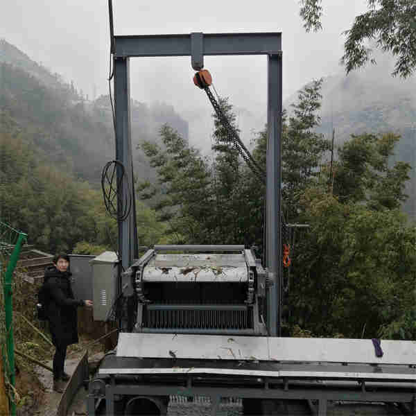 Rack Machine Cleaning China HPP Rotary Trash Rack Cleaning Machine 0.39-15mm Grid Interval ...