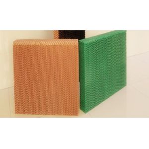 Customized evaporative cooling pad wall system for livestock and poultry