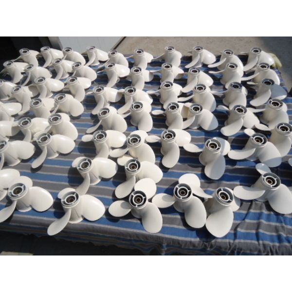 China Factory - Qingdao Yonghexing Houseboat Propeller Factory