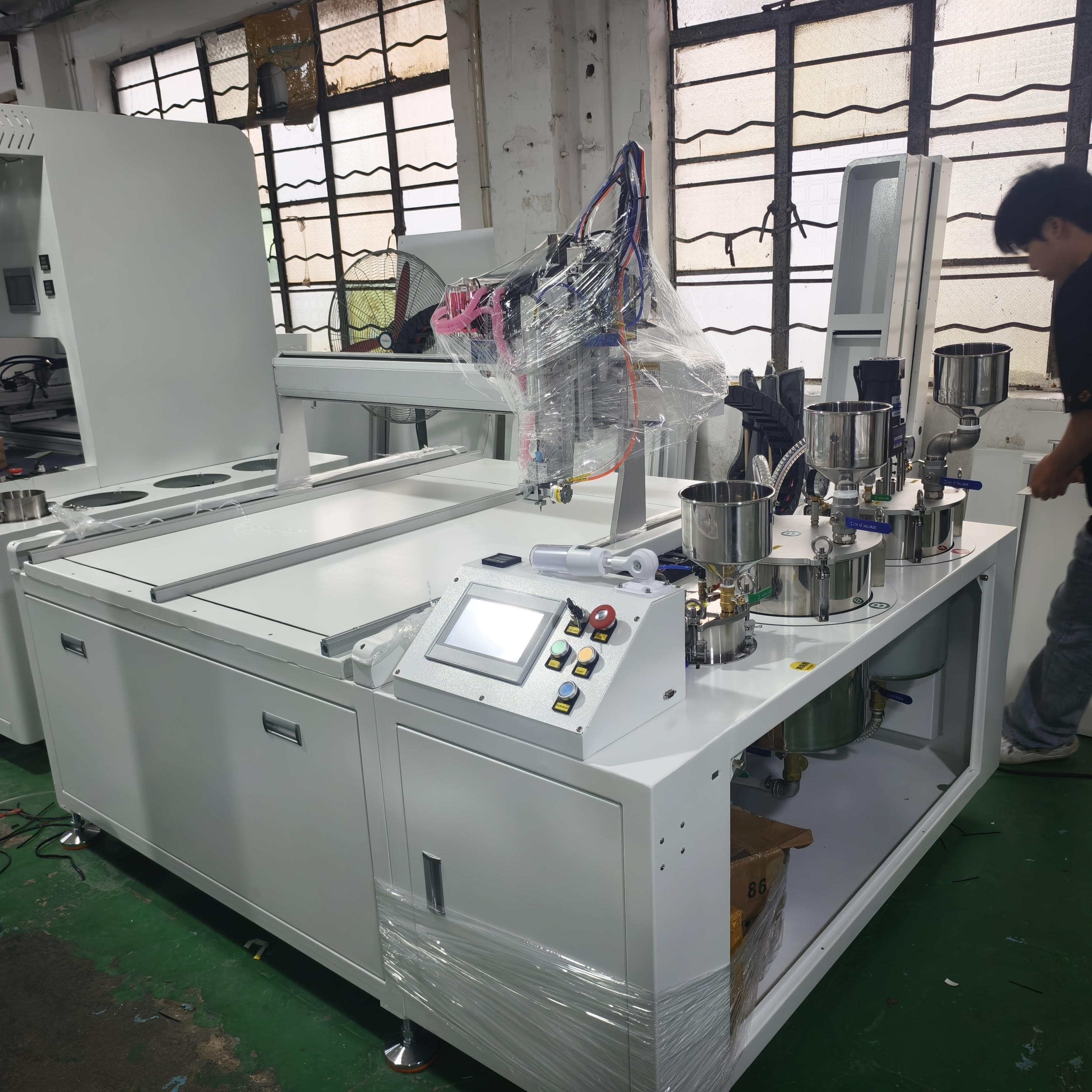 China Factory - Shenzhen HQ Auto Machine Technology Co., Ltd.