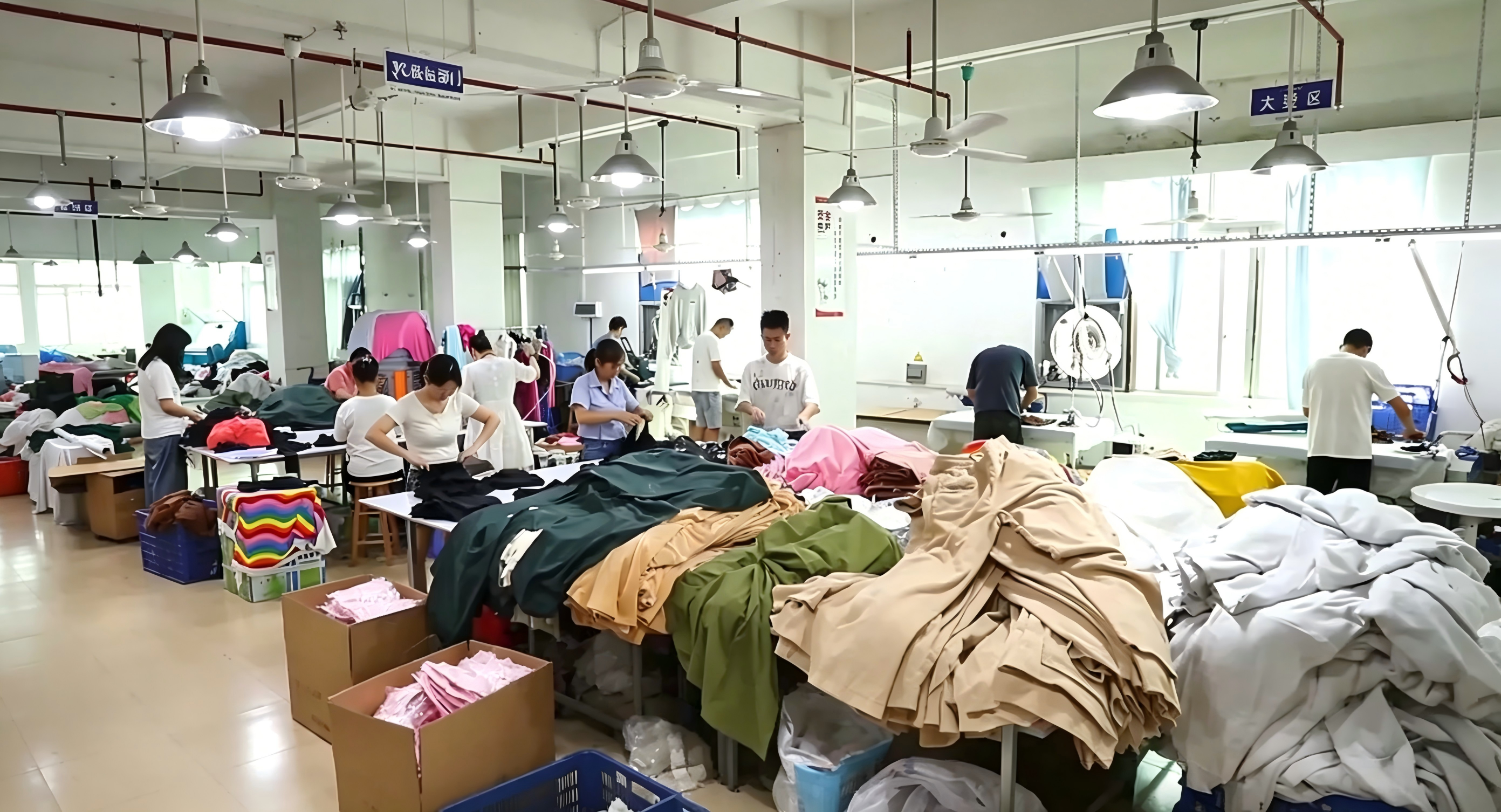China Factory - Shenzhen Sincereal Clothing Co., Ltd.